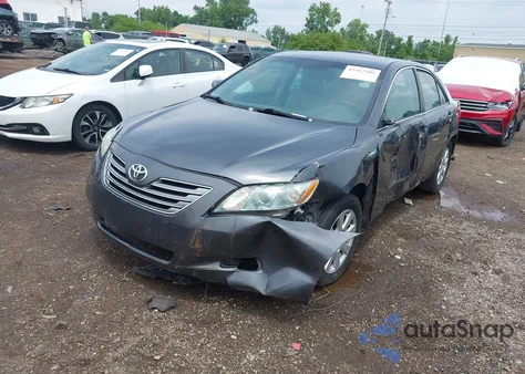 2009 Toyota Camry Hybrid z USA, uszkodzony, nr VIN 4T1BB46K59U071862
